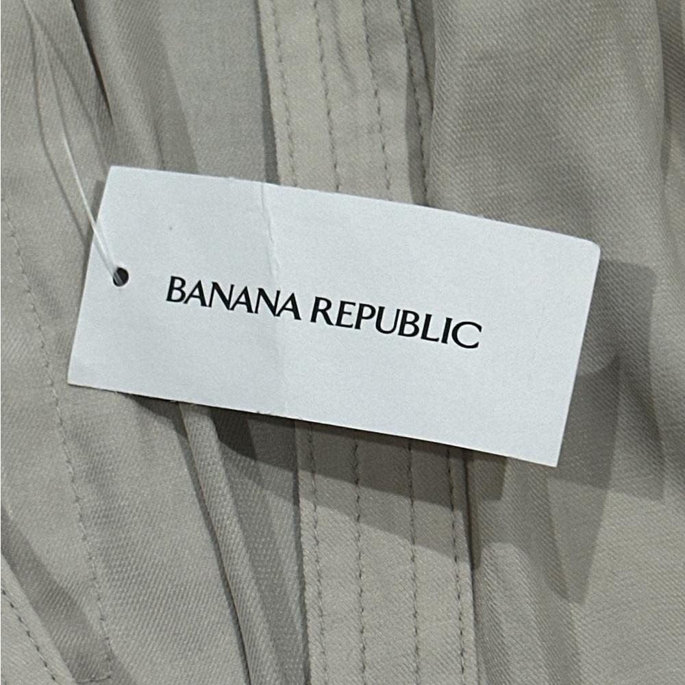 Banana Republic Women's Tan V-Neck Capped Sleeve Top Size S - Picture 9 of 11